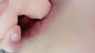 WWWYOUJJZZCOM跟女友以前视频